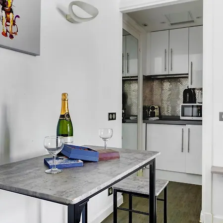 376 Crillon - Superbe A Lägenhet Paris