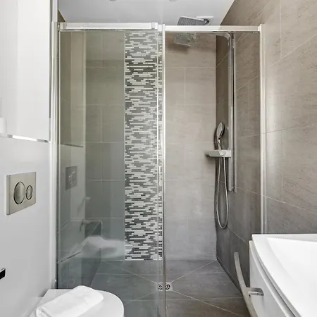 شقة 376 Crillon - Superbe A *