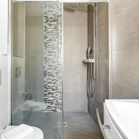 376 Crillon - Superbe A Apartment *